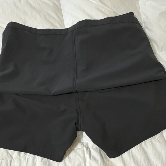 Annika Cutter and Buck Skort Adult 6 Zipper Pockets Solid Black Womens - Picture 7 of 11